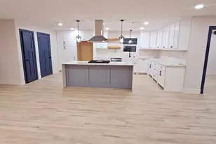 18630 Prince William Ln, Houston, TX 77058 - Photo 7