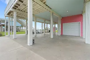 18806 Warrior Rd, Galveston, TX 77554 - Photo 19