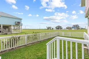 18806 Warrior Rd, Galveston, TX 77554 - Photo 17
