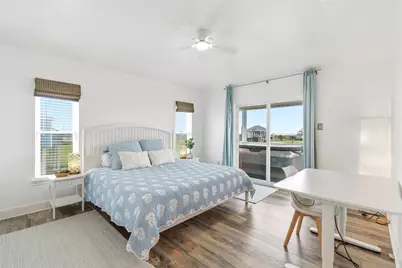 18806 Warrior Road, Galveston, TX 77554 - Photo 11