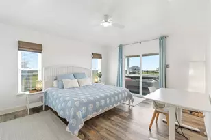 18806 Warrior Rd, Galveston, TX 77554 - Photo 11