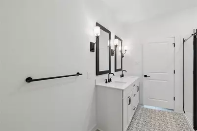 4727 Bay Vista Drive, Baytown, TX 77523 - Photo 11