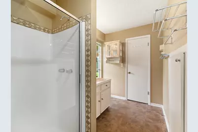 138 Vivian Street, Brazoria, TX 77422 - Photo 13