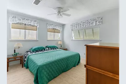 138 Vivian Street, Brazoria, TX 77422 - Photo 25