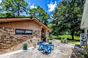 2217 Shannon Dr, Huntsville, TX 77320 - Photo 3