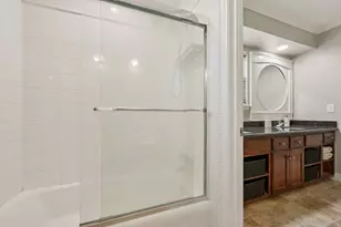 12527 Honeywood Trail, Houston, TX 77077 - Photo 25