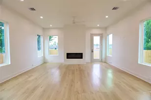 510 E 37th St, Houston, TX 77022 - Photo 13