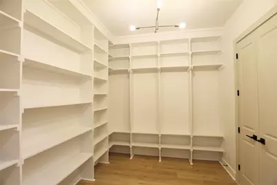 510 E 37th Street, Houston, TX 77022 - Photo 29