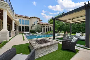 11713 Monica St, Houston, TX 77024 - Photo 47