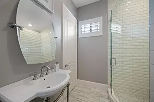11713 Monica St, Houston, TX 77024 - Photo 33