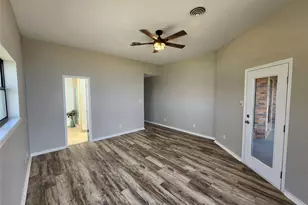 482 W Cattle Dr, Onalaska, TX 77360 - Photo 17