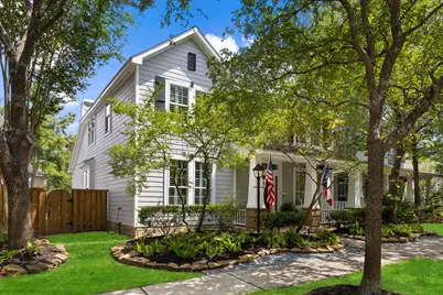 18 Courtland Green Street, The Woodlands, TX 77382 - Photo 5