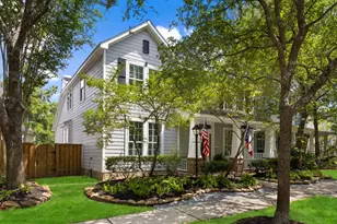 18 Courtland Green St, The Woodlands, TX 77382 - Photo 5