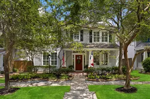 18 Courtland Green St, The Woodlands, TX 77382 - Photo 1