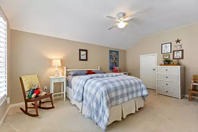 18 Courtland Green Street, The Woodlands, TX 77382 - Photo 33