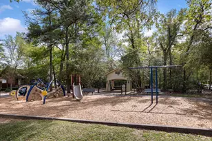 18 Courtland Green St, The Woodlands, TX 77382 - Photo 43