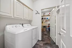 1319 Mission Chase Dr, Houston, TX 77077 - Photo 19