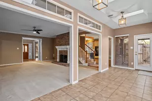 2210 Crimson Cove Ct, League City, TX 77573 - Photo 19