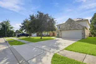 11007 Bauer Elm Street, Houston, TX 77044 - Photo 3