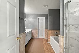 11007 Bauer Elm Street, Houston, TX 77044 - Photo 23