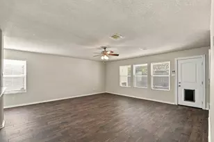 11007 Bauer Elm Street, Houston, TX 77044 - Photo 11