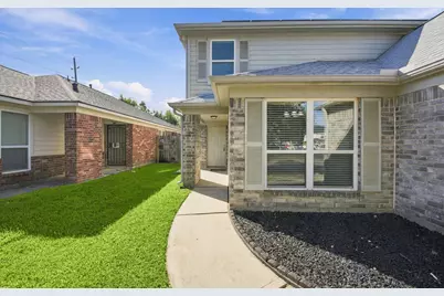 11007 Bauer Elm Street, Houston, TX 77044 - Photo 7