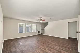 11007 Bauer Elm Street, Houston, TX 77044 - Photo 9