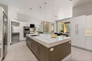 11703 Flintwood Dr, Houston, TX 77024 - Photo 13