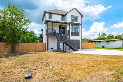 607 E Forest Avenue, Shoreacres, TX 77571 - Photo 3