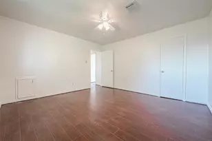 10819 Sageriver Dr, Houston, TX 77089 - Photo 35