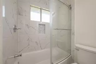 10819 Sageriver Dr, Houston, TX 77089 - Photo 33