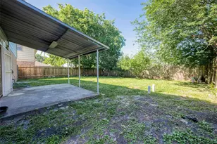 10819 Sageriver Dr, Houston, TX 77089 - Photo 39