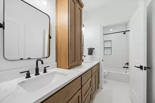 5131 Timber Rdg Dr, Sealy, TX 77474 - Photo 35