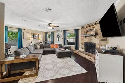 6223 Vinewood Lane, League City, TX 77573 - Photo 3