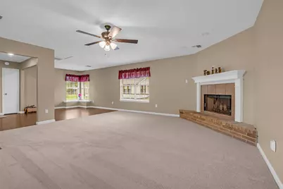 205 N 8th Street, Highlands, TX 77562 - Photo 25