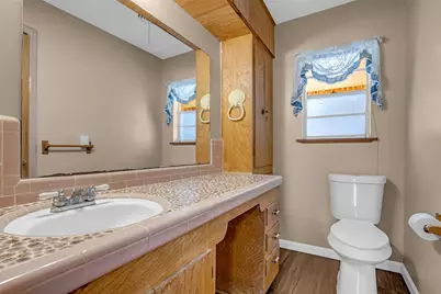 205 N 8th Street, Highlands, TX 77562 - Photo 33