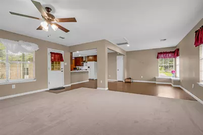 205 N 8th Street, Highlands, TX 77562 - Photo 27