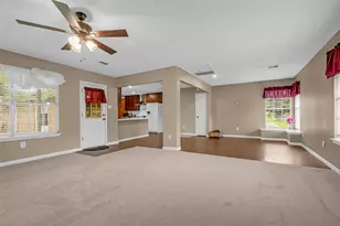 205 N 8th St, Highlands, TX 77562 - Photo 27