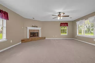 205 N 8th St, Highlands, TX 77562 - Photo 23