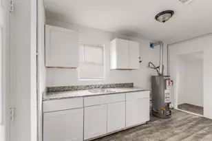 812 Maltby St, Houston, TX 77011 - Photo 5
