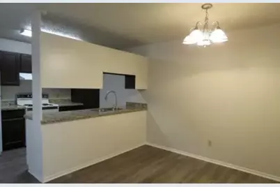 1212 N Major Dr, Beaumont, TX 77706 - Photo 5