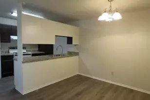 1212 N Major Dr, Beaumont, TX 77706 - Photo 5