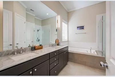 2115 Naomi Street #B, Houston, TX 77054 - Photo 25