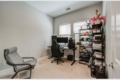 2115 Naomi Street #B, Houston, TX 77054 - Photo 11