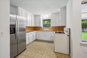 4029 McDermed Dr, Houston, TX 77025 - Photo 3