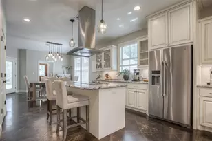 174 Raven Wood St, Huntsville, TX 77320 - Photo 13