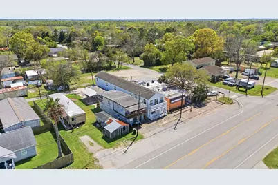 313 Grand Avenue, Bacliff, TX 77518 - Photo 49