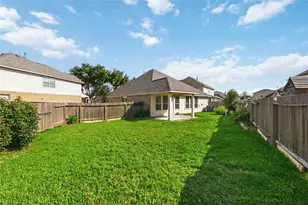 21839 Leigh Creek Dr, Spring, TX 77388 - Photo 5