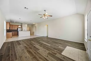 21839 Leigh Creek Dr, Spring, TX 77388 - Photo 23
