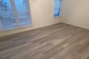 8299 Cambridge St, Houston, TX 77054 - Photo 7